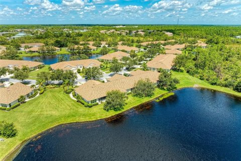 Villa ou maison à vendre à North Port, Floride: 2 chambres, 116.59 m2 № 1265557 - photo 6