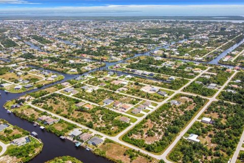 Terreno en venta en Port Charlotte, Florida № 651115 - foto 7