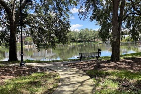 Condo in Orlando, Florida, 1 bedroom  № 1356304 - photo 2