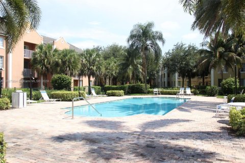 Condominio en venta en Pembroke Pines, Florida, 3 dormitorios, 115.2 m2 № 1410832 - foto 30