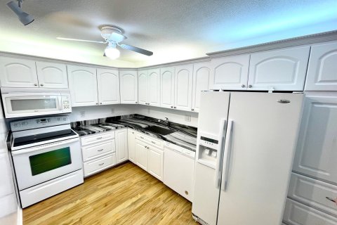 Condominio en venta en Boynton Beach, Florida, 2 dormitorios, 115.01 m2 № 880833 - foto 21