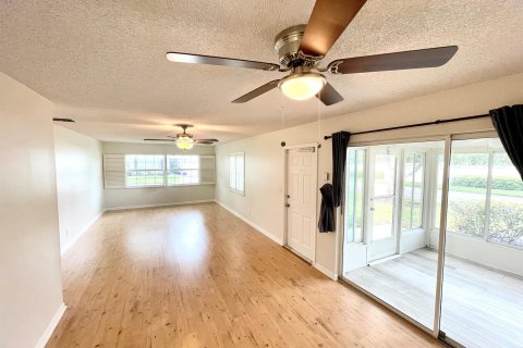 Condominio en venta en Boynton Beach, Florida, 2 dormitorios, 115.01 m2 № 880833 - foto 15