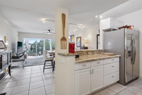 Copropriété à vendre à Fort Lauderdale, Floride: 2 chambres, 119.01 m2 № 1380617 - photo 28