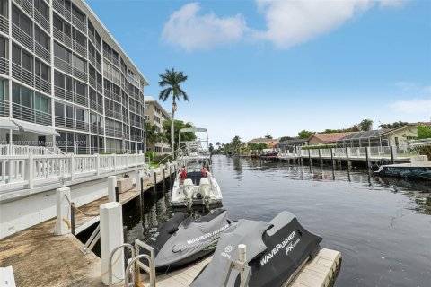 Copropriété à vendre à Fort Lauderdale, Floride: 2 chambres, 119.01 m2 № 1380617 - photo 25