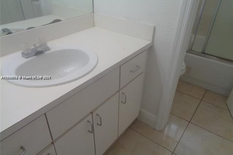 Copropriété à vendre à North Miami Beach, Floride: 1 chambre, 56.21 m2 № 1380618 - photo 7