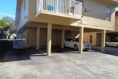 Condominio en venta en North Miami Beach, Florida, 1 dormitorio, 56.21 m2 № 1380618 - foto 3