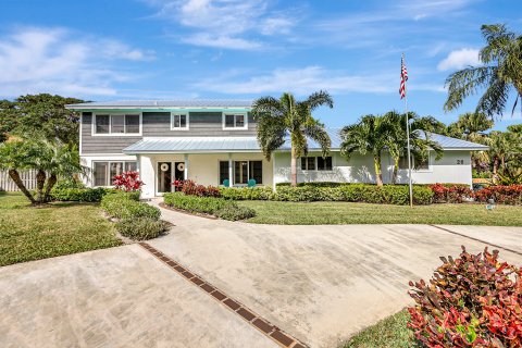 House in Stuart, Florida 5 bedrooms, 264.12 sq.m. № 987174 - photo 29