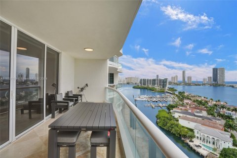 Condo in Aventura, Florida, 3 bedrooms  № 1345581 - photo 9