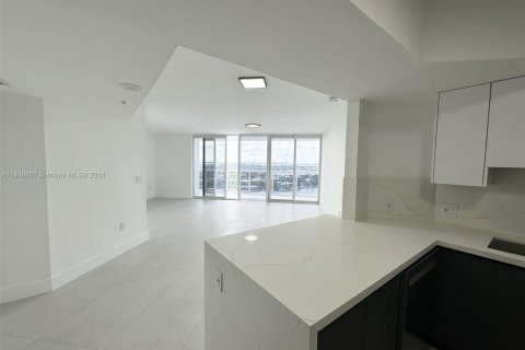 Copropriété à vendre à Miami Beach, Floride: 2 chambres, 113.34 m2 № 1345621 - photo 3