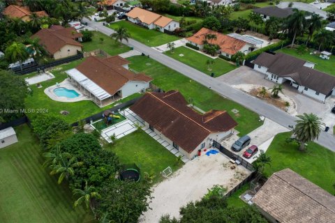 Villa ou maison à vendre à Homestead, Floride: 4 chambres, 193.79 m2 № 1345667 - photo 8