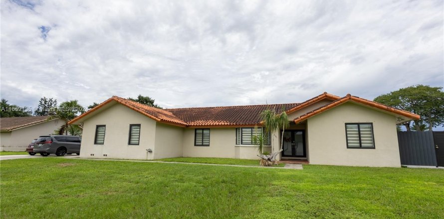 Villa ou maison à Homestead, Floride 4 chambres, 193.79 m2 № 1345667