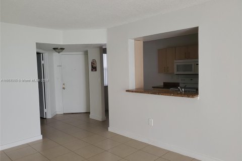 Condominio en venta en Doral, Florida, 2 dormitorios, 102.66 m2 № 1080260 - foto 4