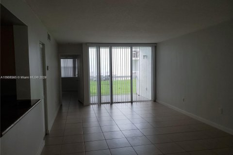 Condominio en venta en Doral, Florida, 2 dormitorios, 102.66 m2 № 1080260 - foto 9