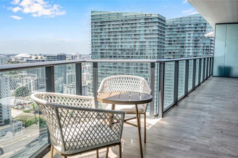 Condominio en venta en Miami, Florida, 2 dormitorios, 89.28 m2 № 1141624 - foto 3