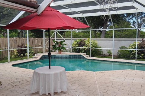 Casa en venta en Plantation, Florida, 5 dormitorios, 272.02 m2 № 1329591 - foto 3