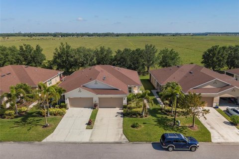 Villa ou maison à vendre à Punta Gorda, Floride: 2 chambres, 121.79 m2 № 1137648 - photo 2