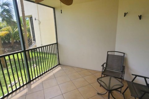 Condo in Aventura, Florida, 1 bedroom  № 1316088 - photo 16