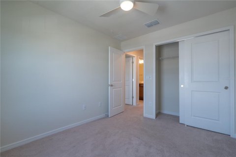 Townhouse in Orlando, Florida 4 bedrooms, 168.06 sq.m. № 931379 - photo 13