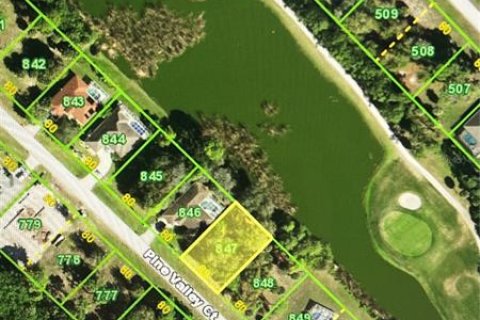 Terreno en venta en Rotonda, Florida № 225479 - foto 1