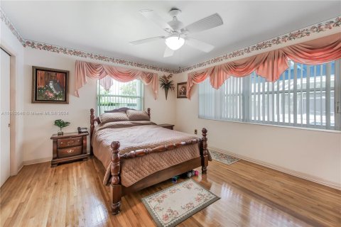 Casa en venta en Homestead, Florida, 3 dormitorios, 189.99 m2 № 1351923 - foto 9