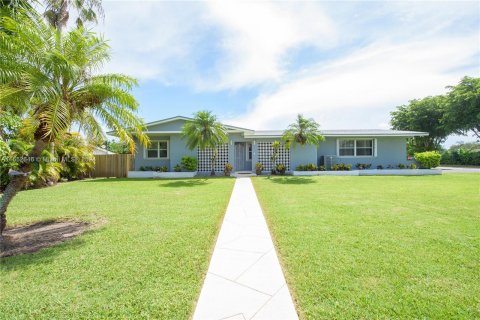 Casa en venta en Homestead, Florida, 3 dormitorios, 189.99 m2 № 1351923 - foto 1