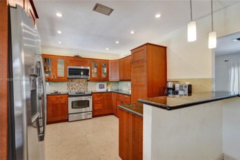 Casa en venta en Hollywood, Florida, 3 dormitorios, 180.6 m2 № 1351921 - foto 25