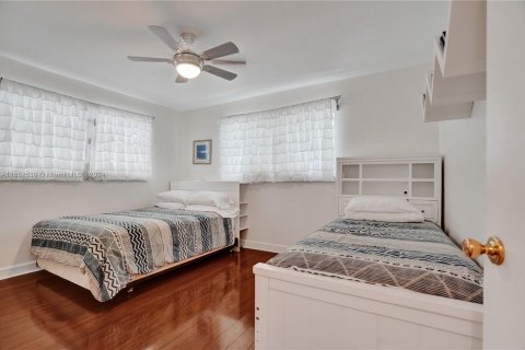 Casa en venta en Hollywood, Florida, 3 dormitorios, 180.6 m2 № 1351921 - foto 15