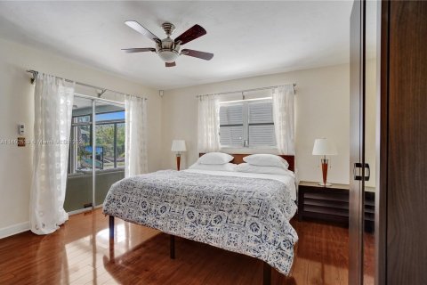 Casa en venta en Hollywood, Florida, 3 dormitorios, 180.6 m2 № 1351921 - foto 17