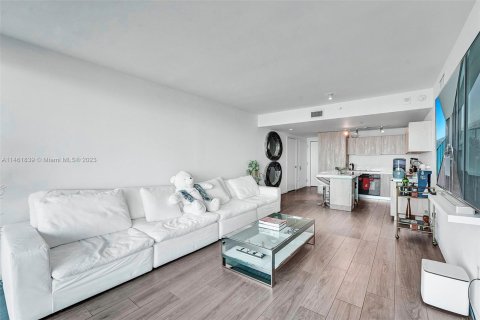 Condo in Miami, Florida, 3 bedrooms  № 1351874 - photo 26