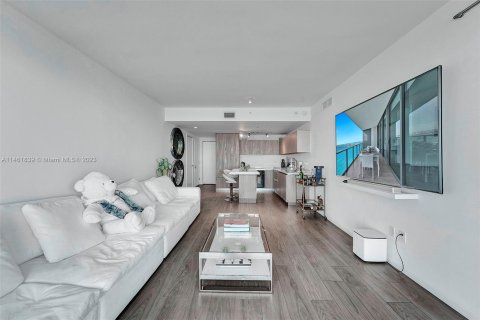 Condominio en venta en Miami, Florida, 3 dormitorios, 141.77 m2 № 1351874 - foto 7