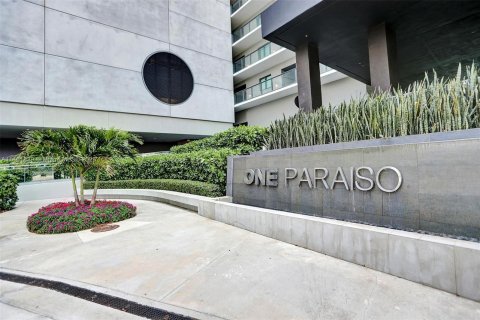 Condo in Miami, Florida, 3 bedrooms  № 1351874 - photo 3