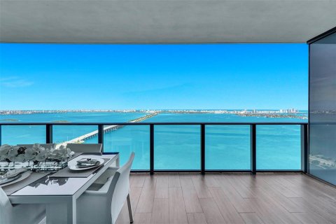 Condo in Miami, Florida, 3 bedrooms  № 1351874 - photo 21