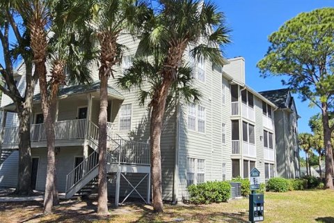 Copropriété à vendre à Orlando, Floride: 2 chambres, 140.75 m2 № 1140276 - photo 1