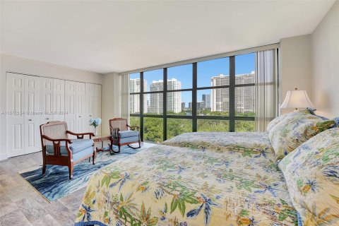 Condominio en venta en Aventura, Florida, 2 dormitorios, 124.4 m2 № 1391933 - foto 23