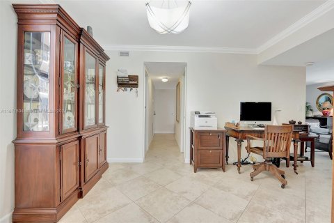 Copropriété à vendre à Aventura, Floride: 2 chambres, 124.4 m2 № 1391933 - photo 13