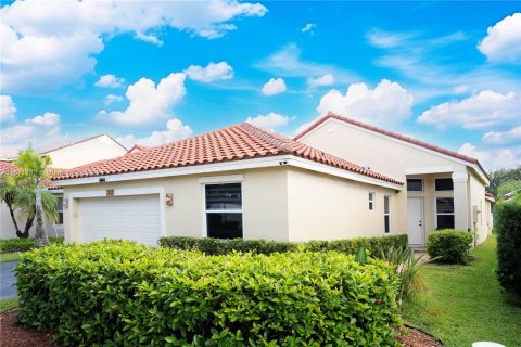 House in Weston, Florida 3 bedrooms, 153.85 sq.m. № 1391989 - photo 2