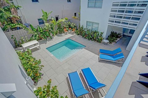 Apartment in Fort Lauderdale, Florida 2 bedrooms, 83.61 sq.m. № 456872 - photo 8