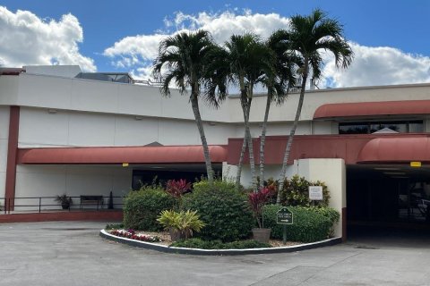 Copropriété à vendre à Pembroke Pines, Floride: 2 chambres, 99.41 m2 № 1128024 - photo 9