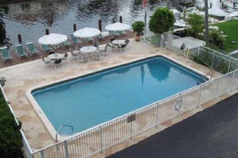 Copropriété à vendre à Fort Lauderdale, Floride: 2 chambres, 75.62 m2 № 1415283 - photo 14