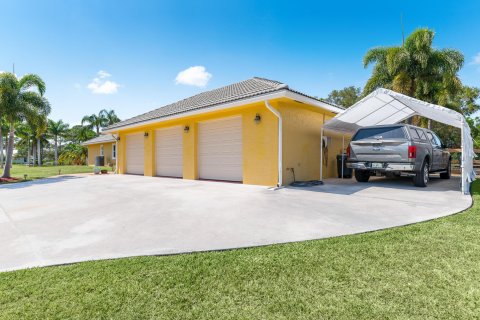 Casa en venta en Palm City, Florida, 5 dormitorios, 330.55 m2 № 1154558 - foto 23