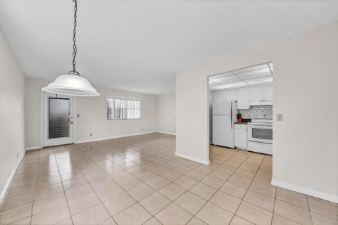 Condominio en venta en Delray Beach, Florida, 1 dormitorio, 66.89 m2 № 1154556 - foto 11