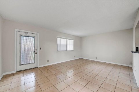 Condominio en venta en Delray Beach, Florida, 1 dormitorio, 66.89 m2 № 1154556 - foto 12