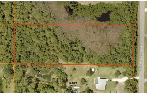 Terreno en venta en North Port, Florida № 1360903 - foto 1