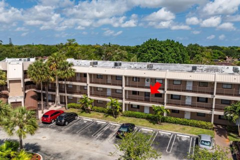 Condominio en venta en Coral Springs, Florida, 3 dormitorios, 102.19 m2 № 1116893 - foto 1