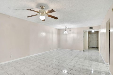 Condominio en venta en Coral Springs, Florida, 3 dormitorios, 102.19 m2 № 1116893 - foto 20