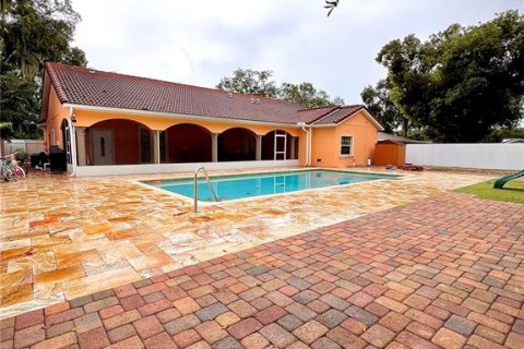 Casa en venta en Tampa, Florida, 3 dormitorios, 182.27 m2 № 1385157 - foto 18