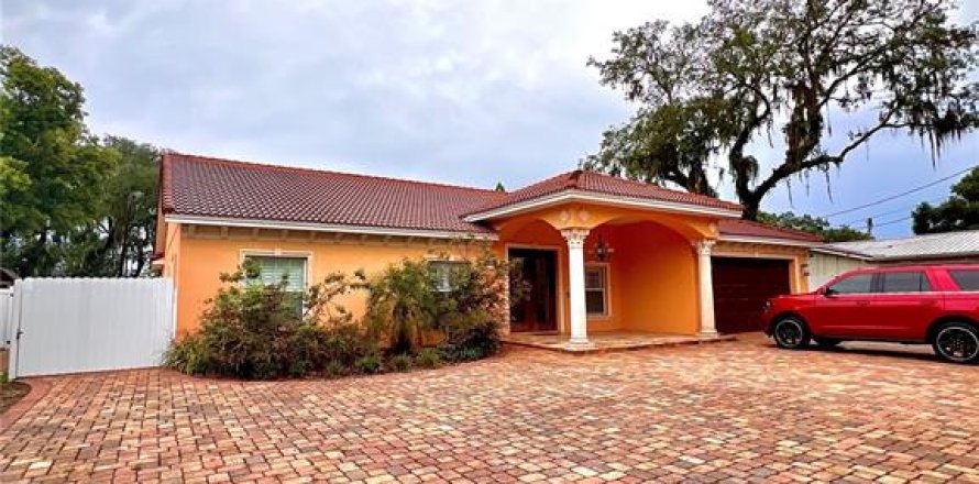 Casa en Tampa, Florida 3 dormitorios, 182.27 m2 № 1385157