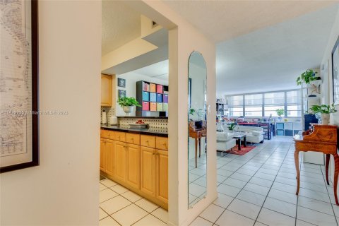 Copropriété à vendre à Hollywood, Floride: 1 chambre, 80.82 m2 № 862326 - photo 20