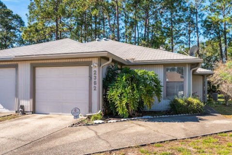 Villa ou maison à louer à Jacksonville, Floride: 2 chambres, 99.68 m2 № 885665 - photo 1