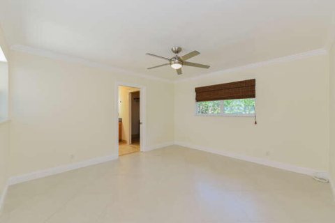 House in Fort Lauderdale, Florida 3 bedrooms, 146.51 sq.m. № 662879 - photo 17